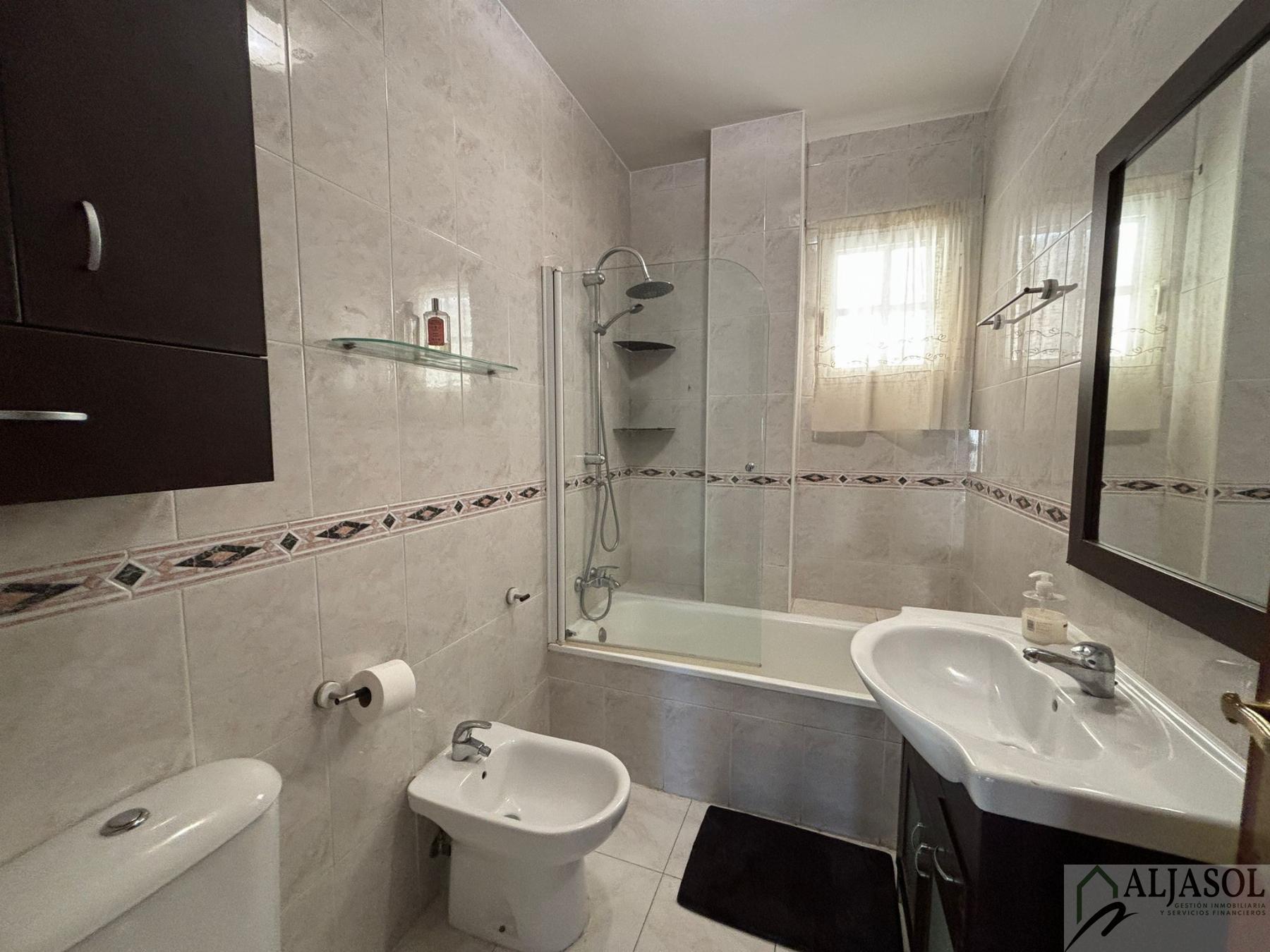 Venta de piso en Bollullos de la Mitación