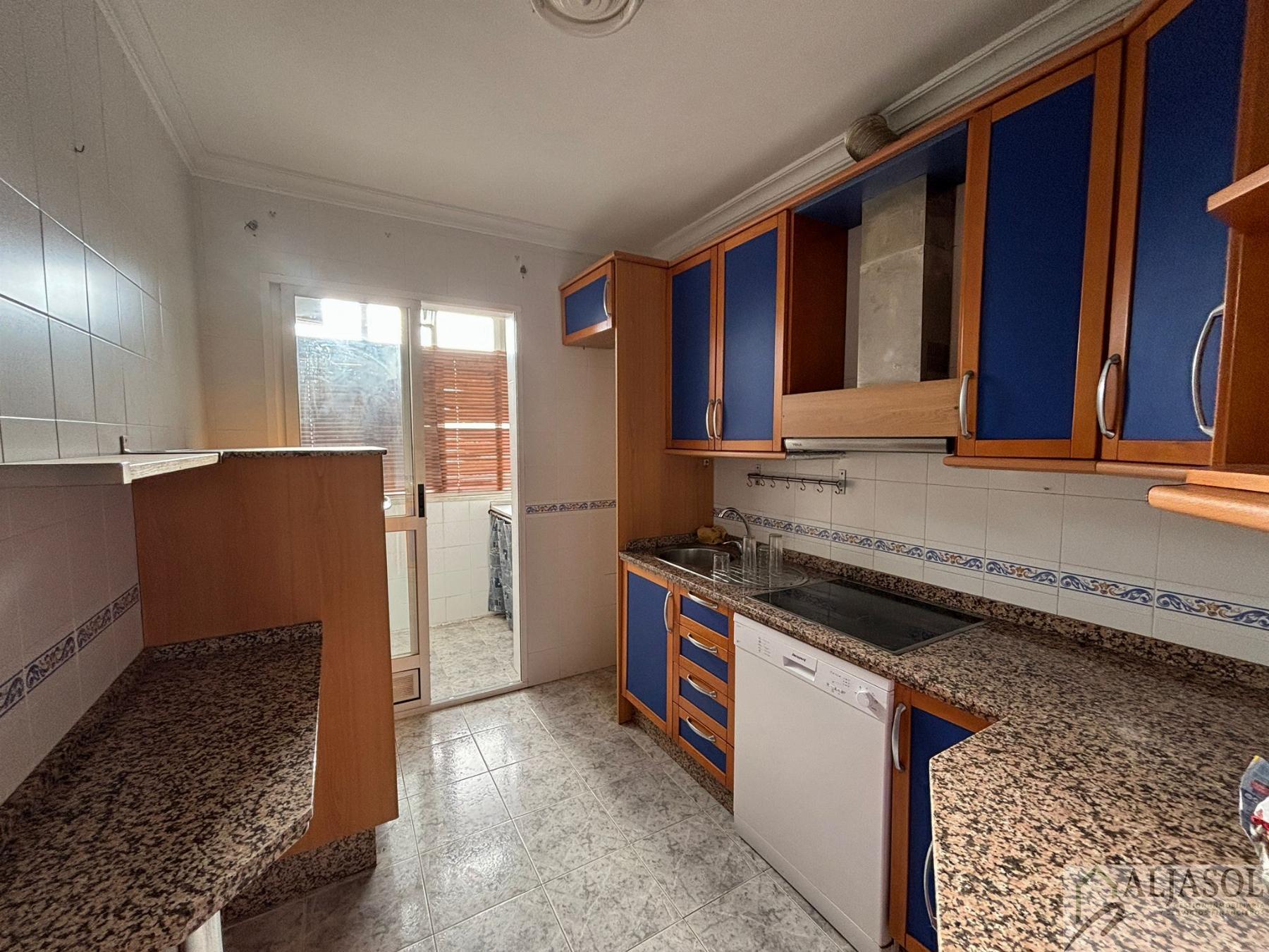 Venta de piso en Bollullos de la Mitación