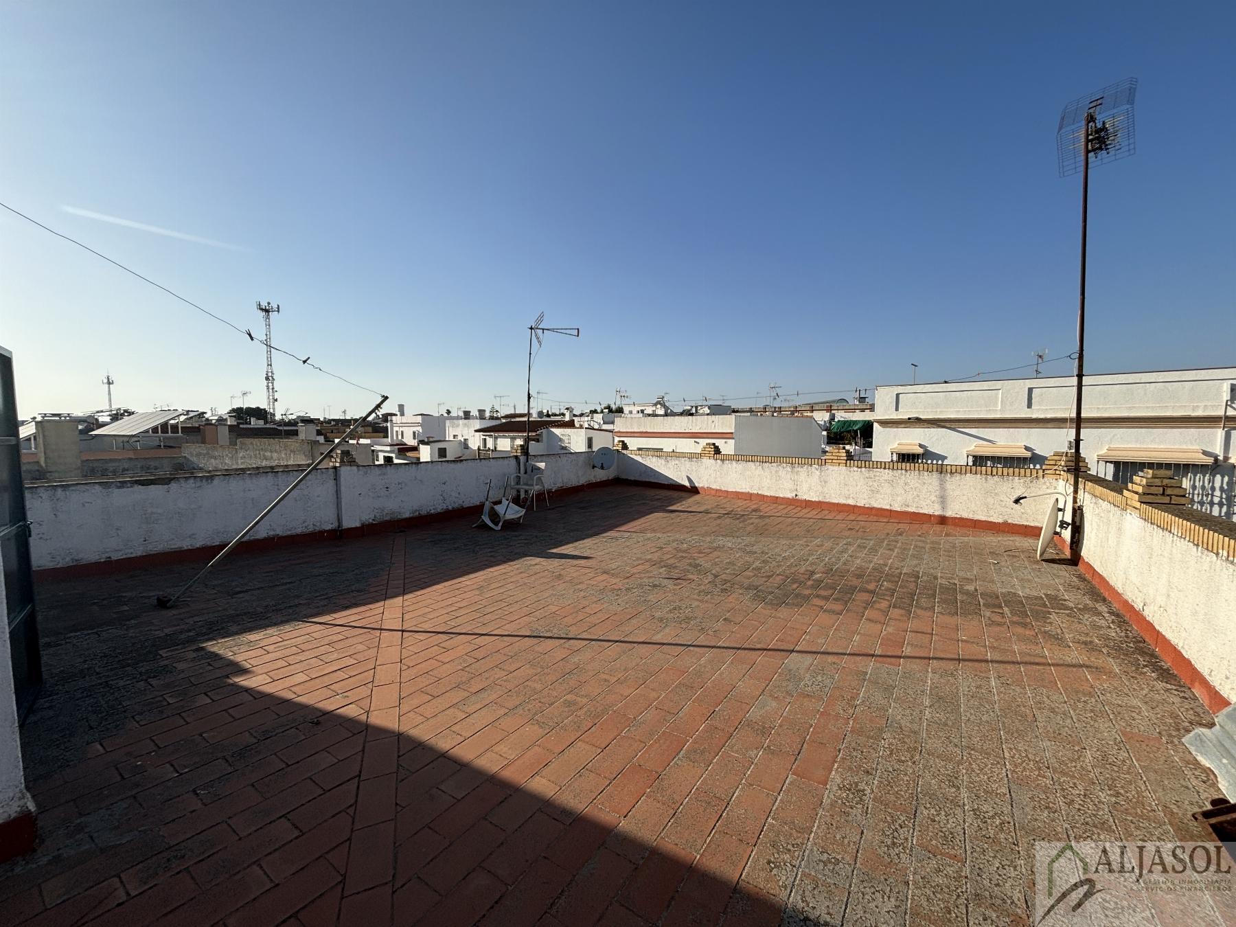 For sale of house in Bollullos de la Mitación