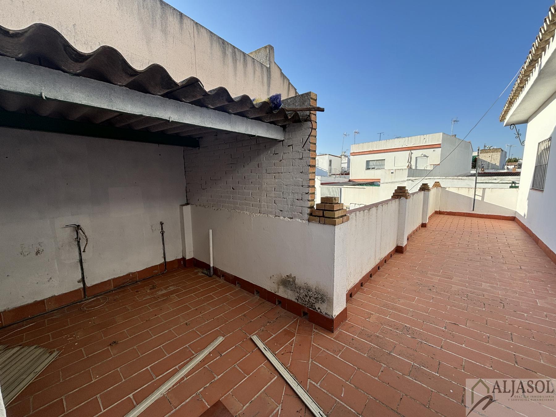 For sale of house in Bollullos de la Mitación