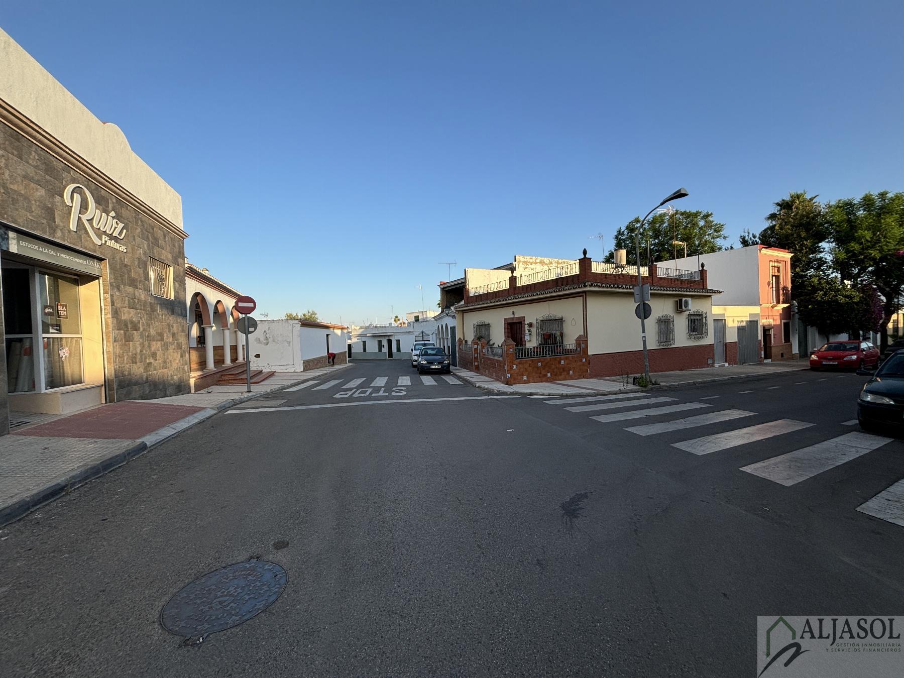 For sale of house in Bollullos de la Mitación