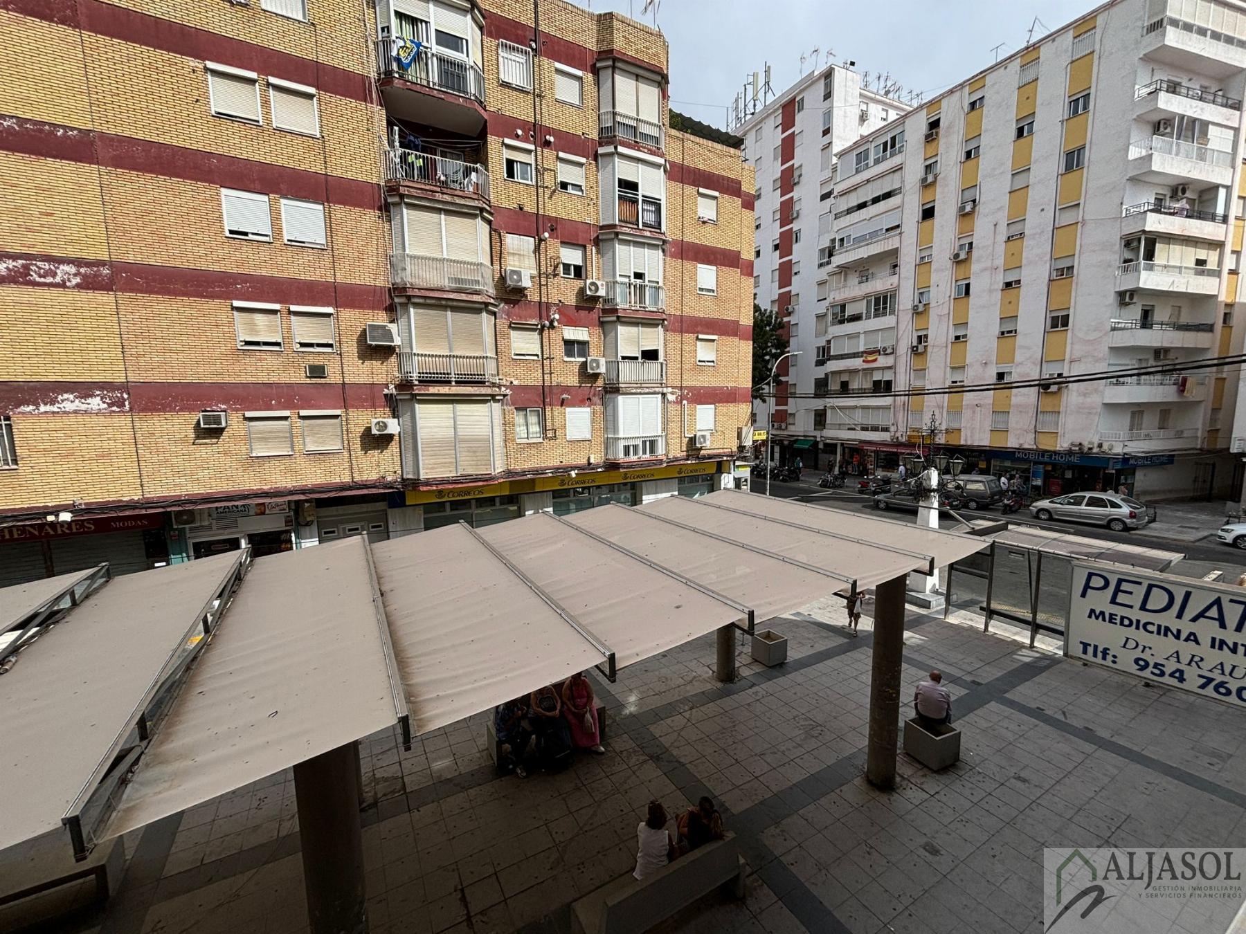 For sale of flat in San Juan de Aznalfarache