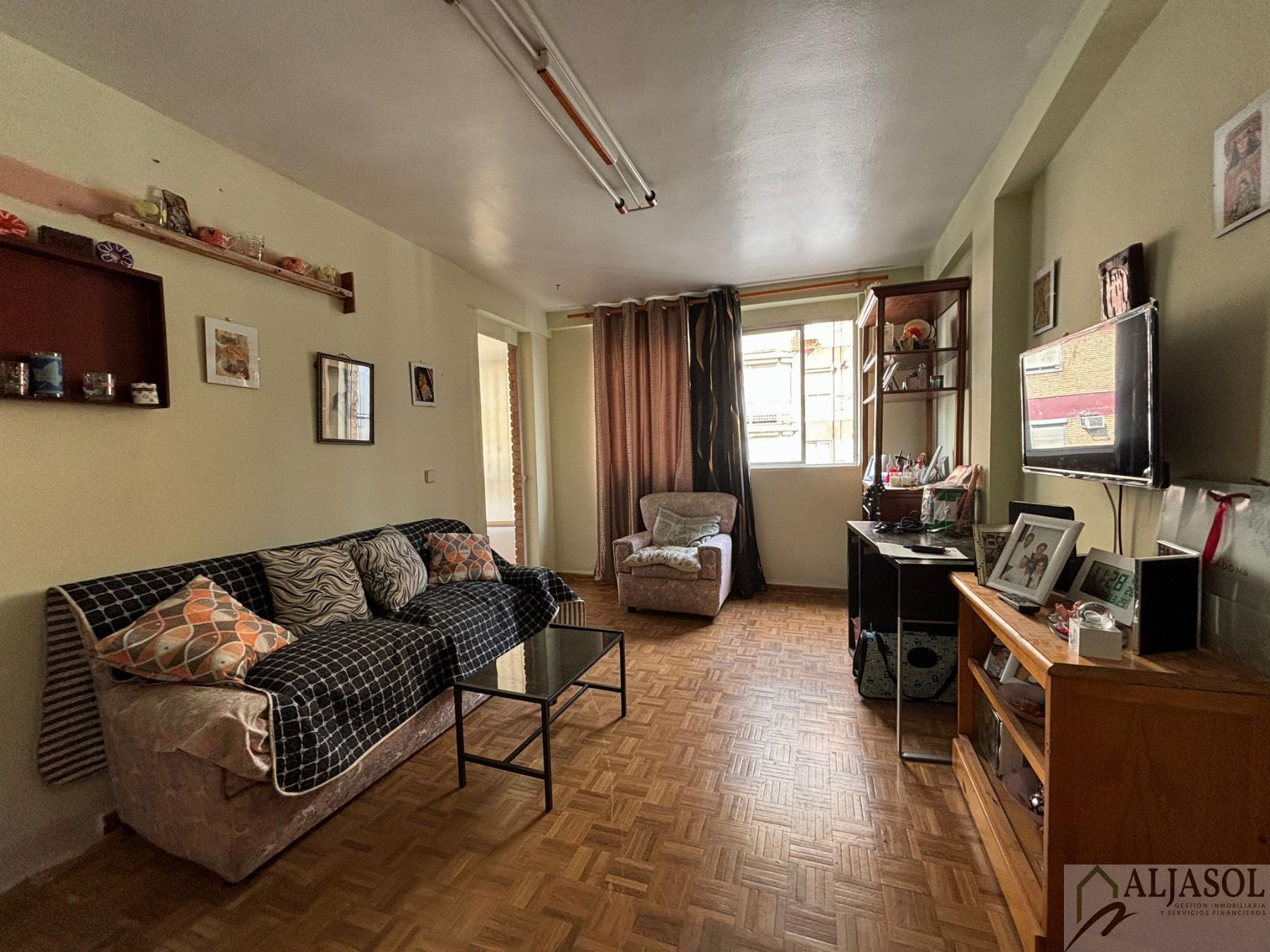 For sale of flat in San Juan de Aznalfarache