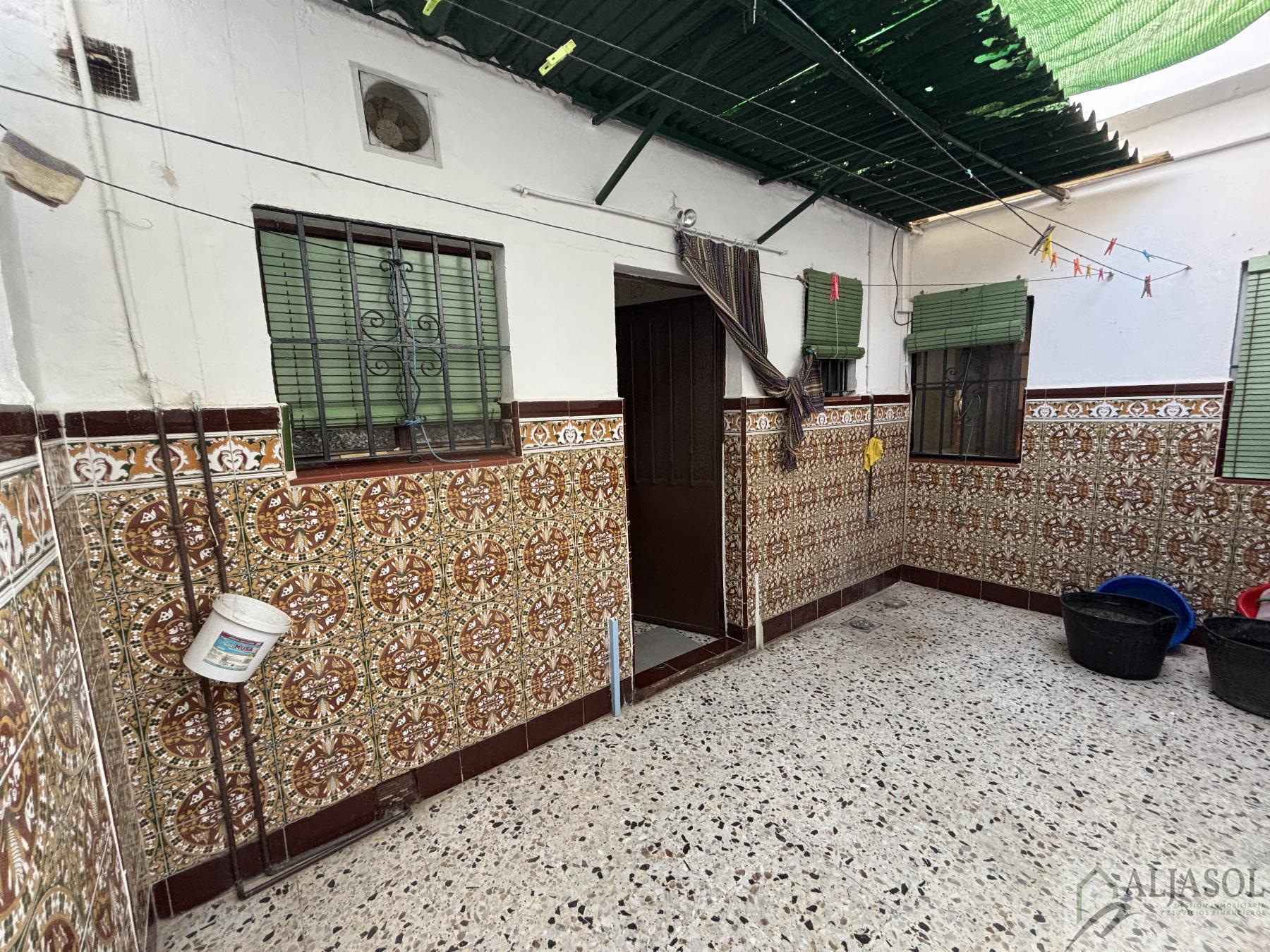 Venta de casa en Bormujos