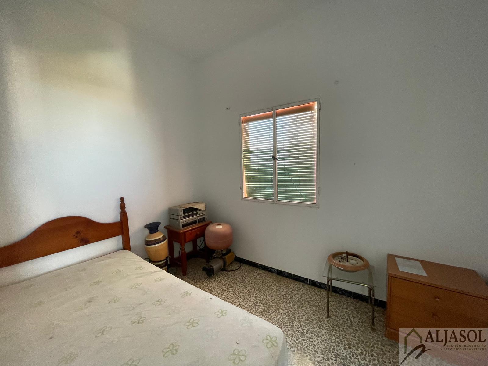 For sale of rural property in Benacazón