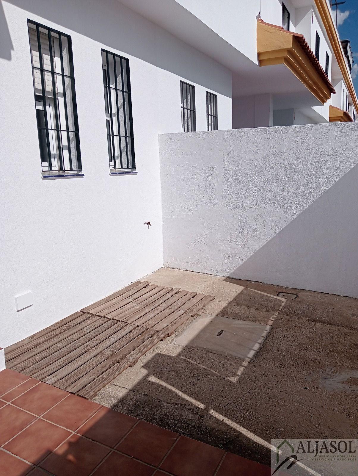 For sale of house in Santiponce
