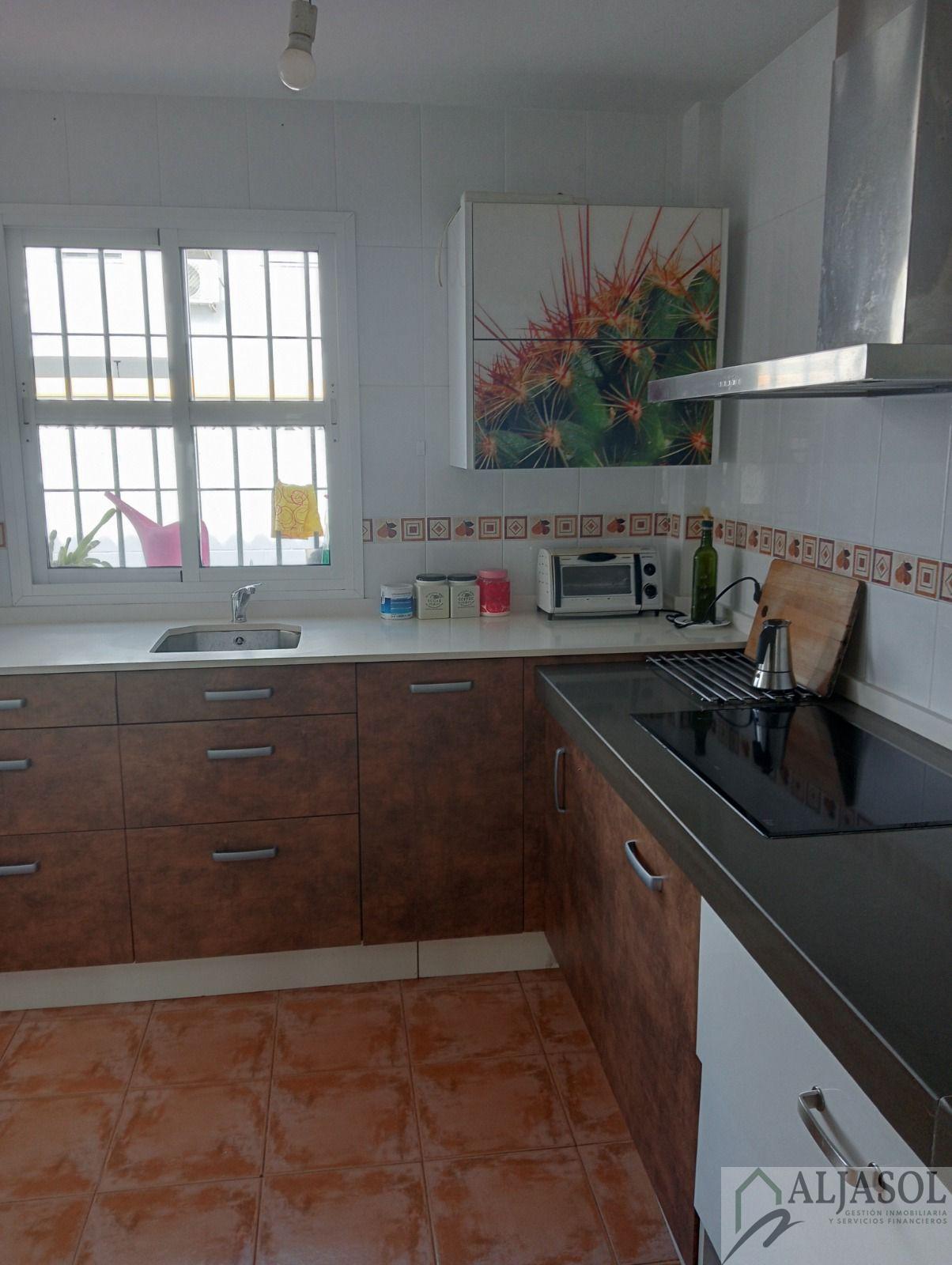 For sale of house in Santiponce