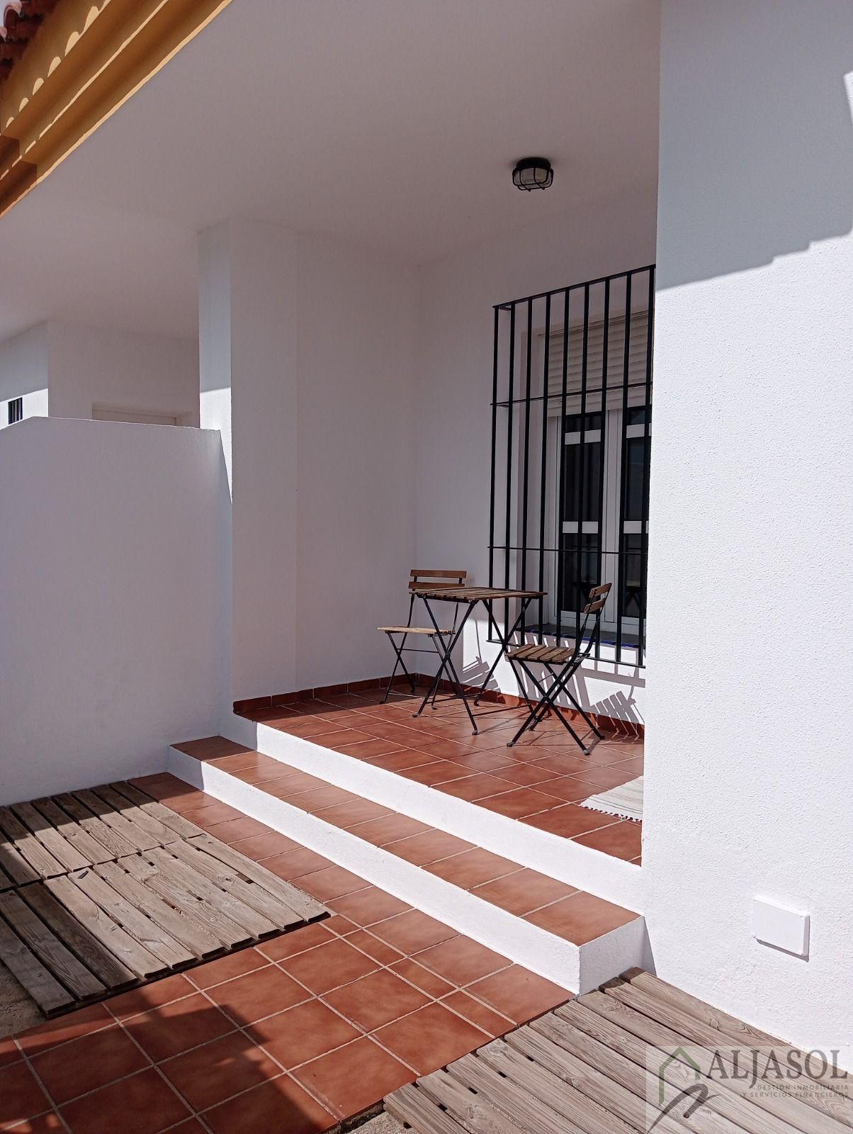 For sale of house in Santiponce