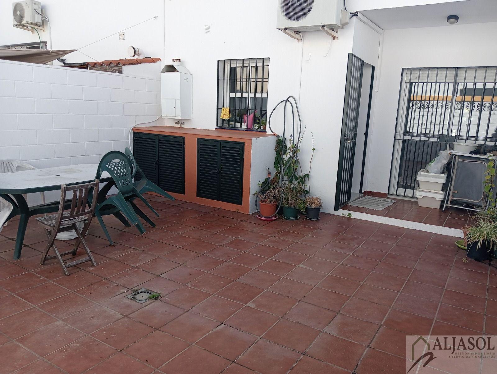 For sale of house in Santiponce