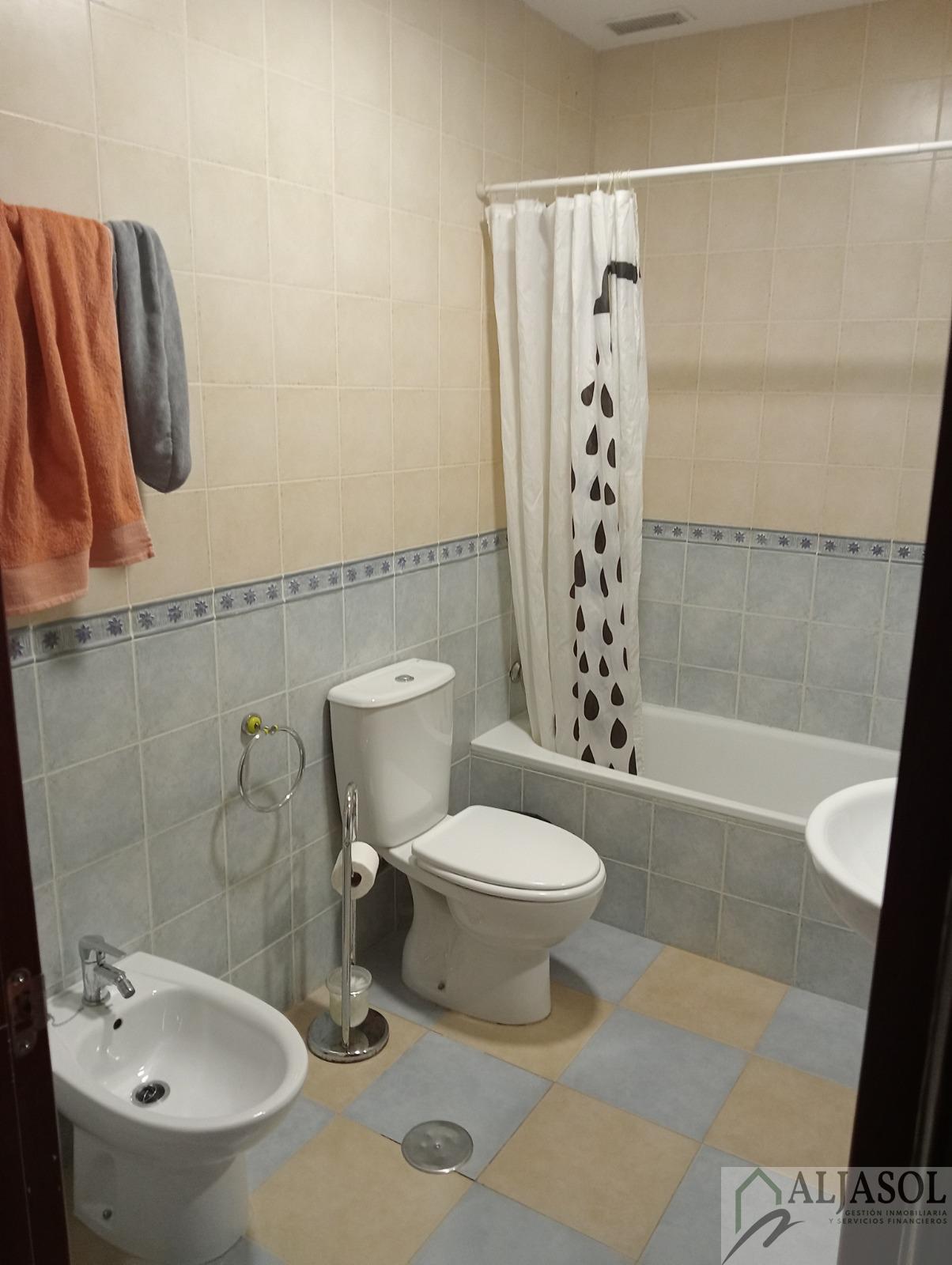 For sale of house in Santiponce