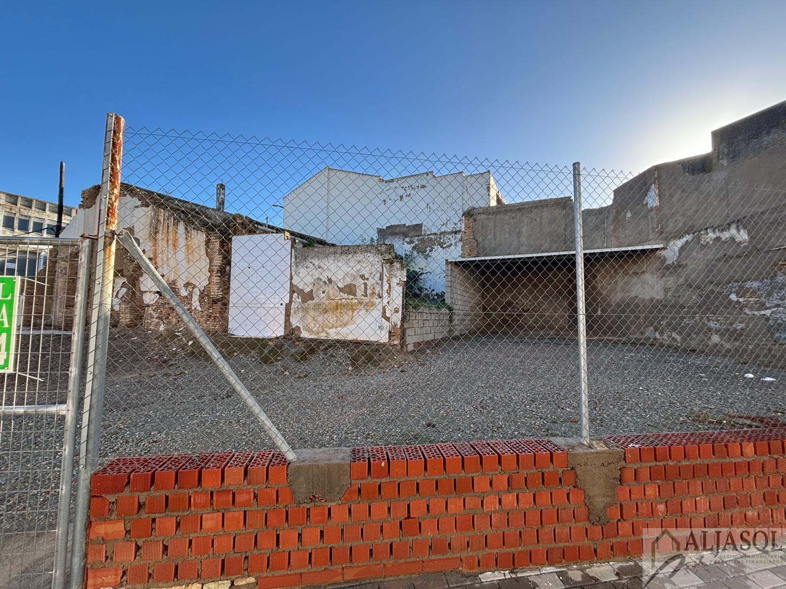 Venta de terreno en Aznalcázar
