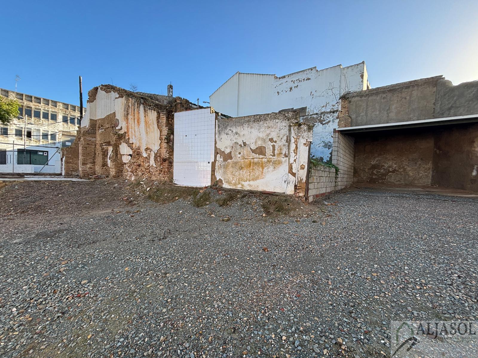 Venta de terreno en Aznalcázar