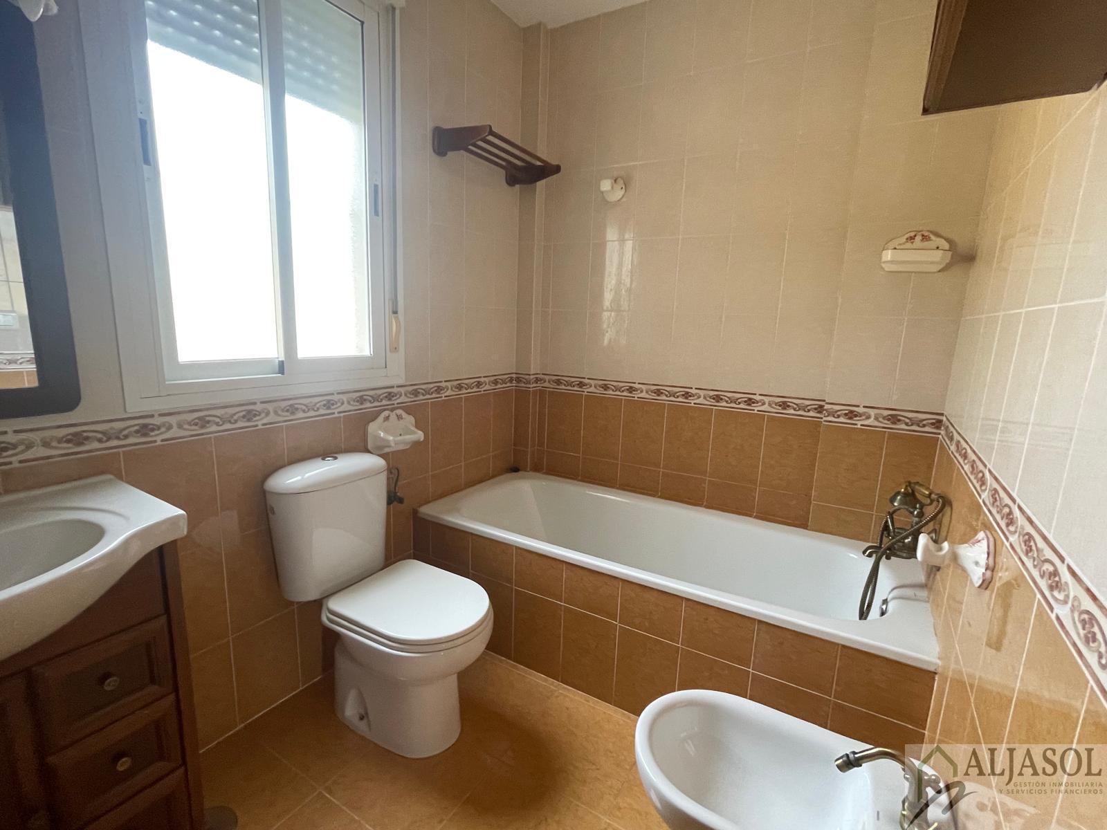 Venta de casa en Umbrete