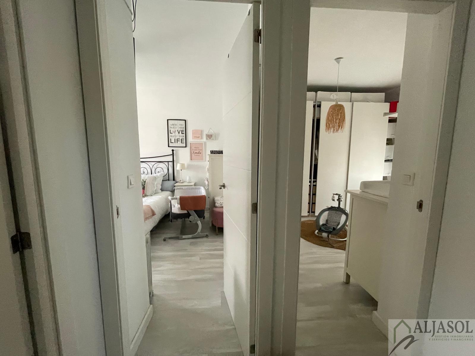 For sale of house in Almensilla
