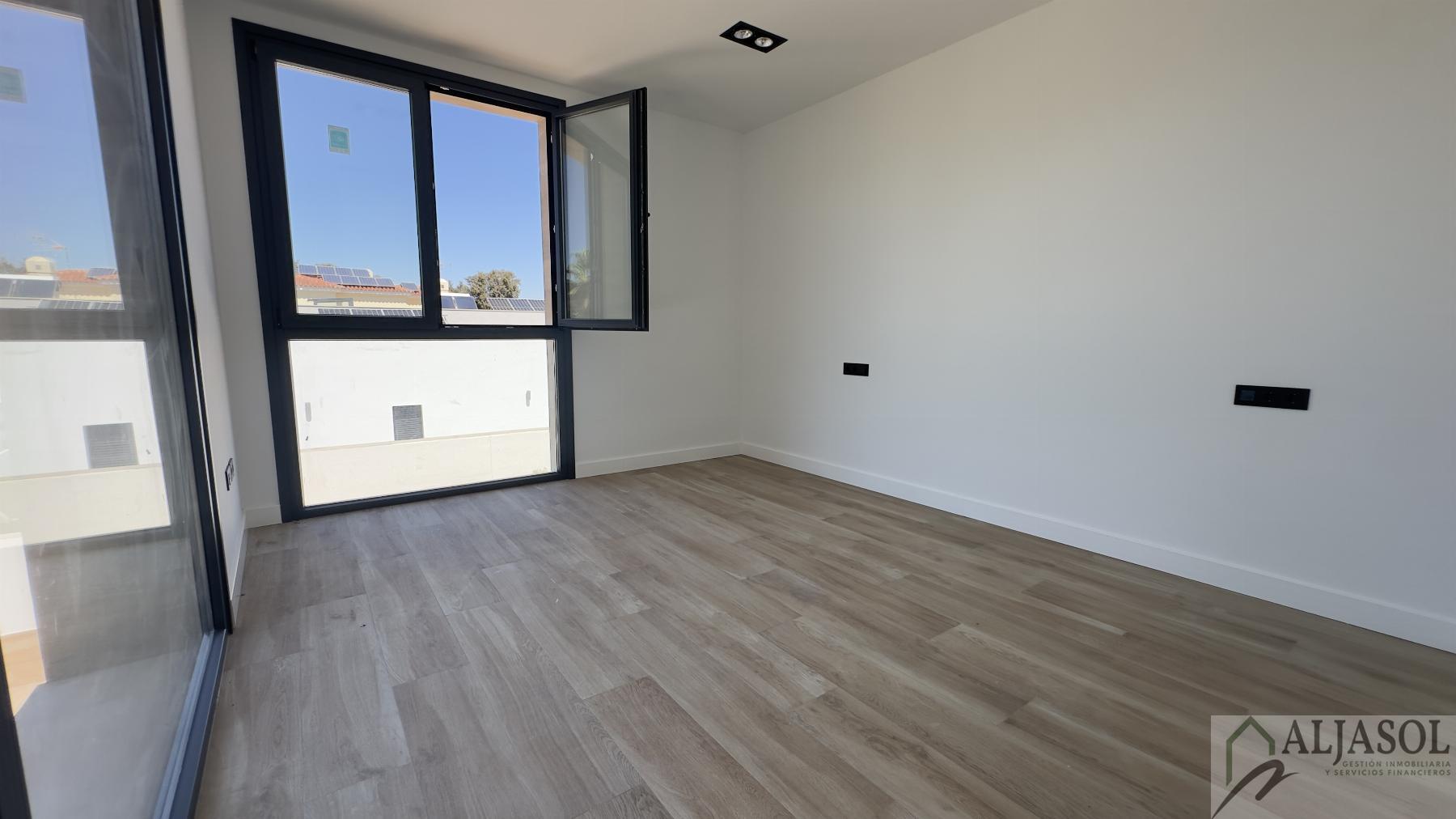 Venta de chalet en Bollullos de la Mitación