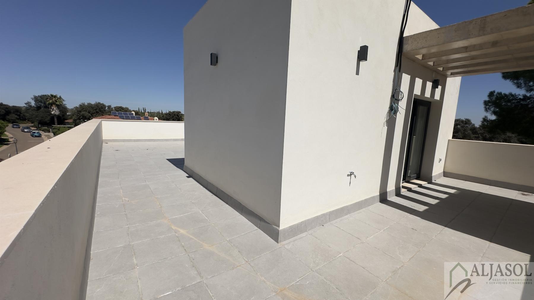 Venta de chalet en Bollullos de la Mitación