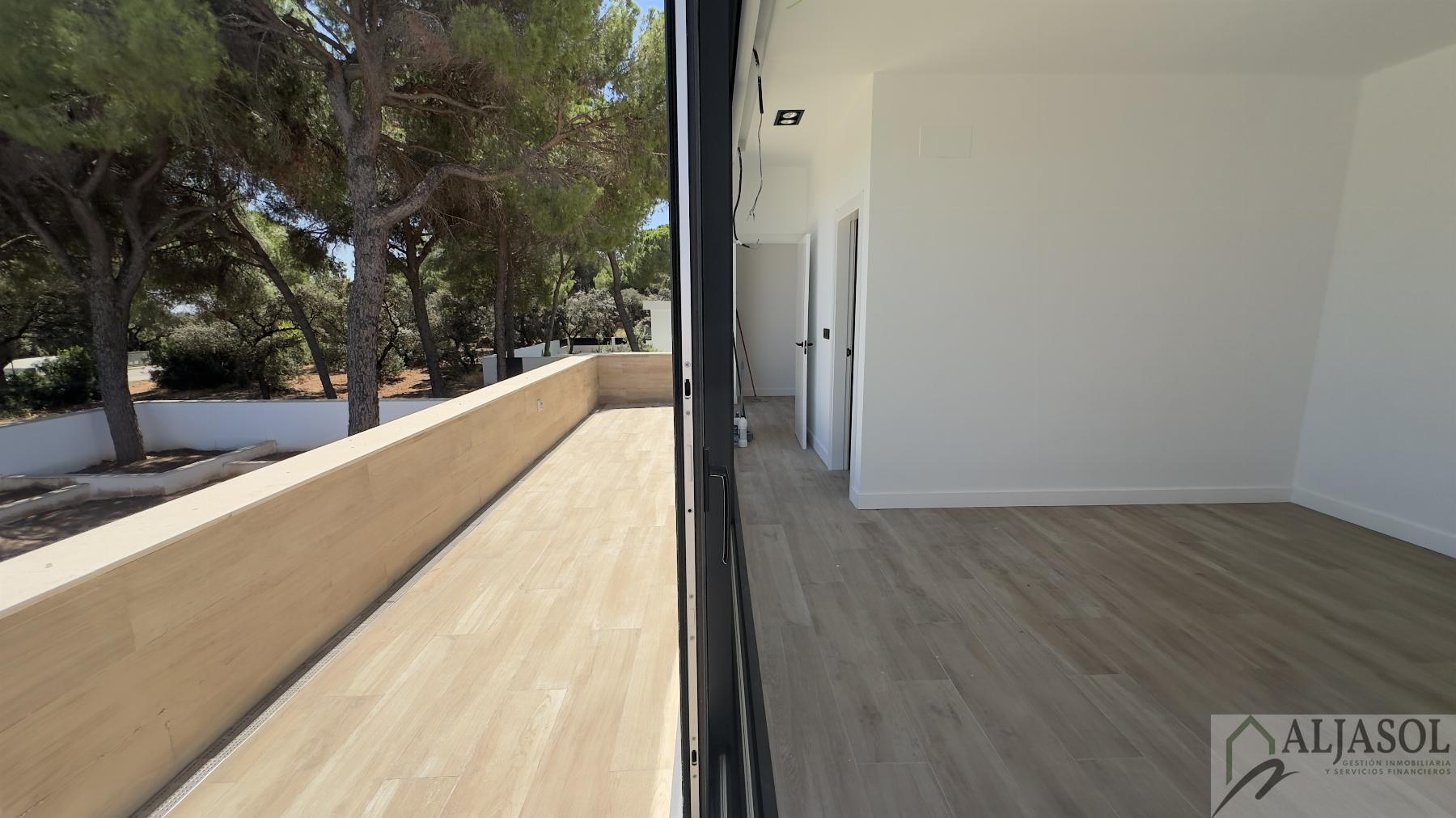 Venta de chalet en Bollullos de la Mitación