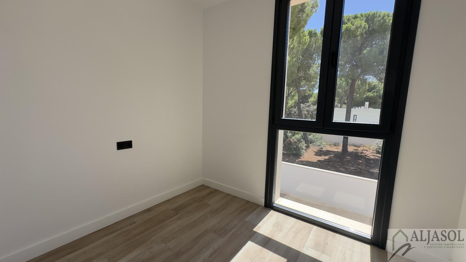 Venta de chalet en Bollullos de la Mitación