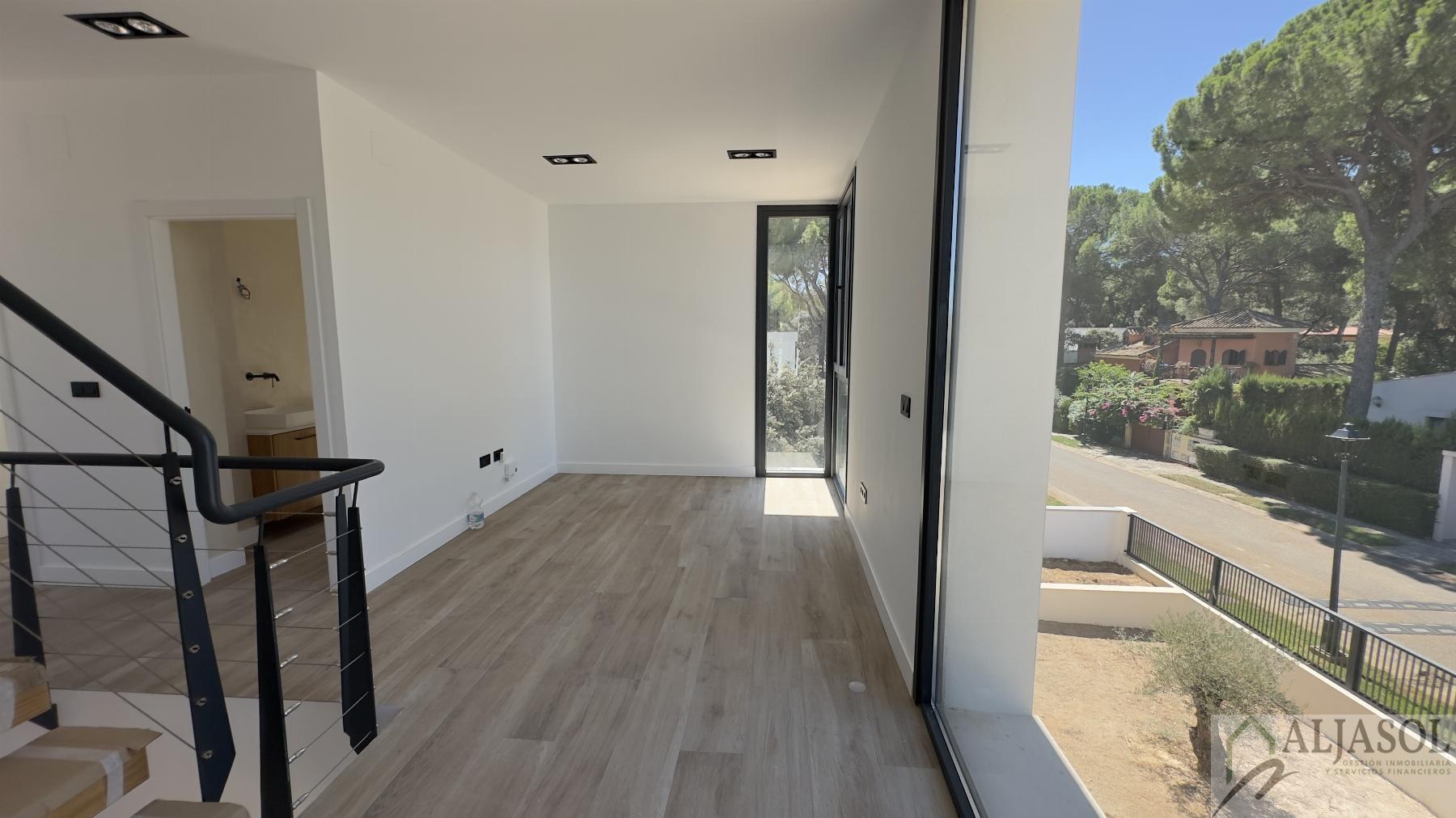 Venta de chalet en Bollullos de la Mitación
