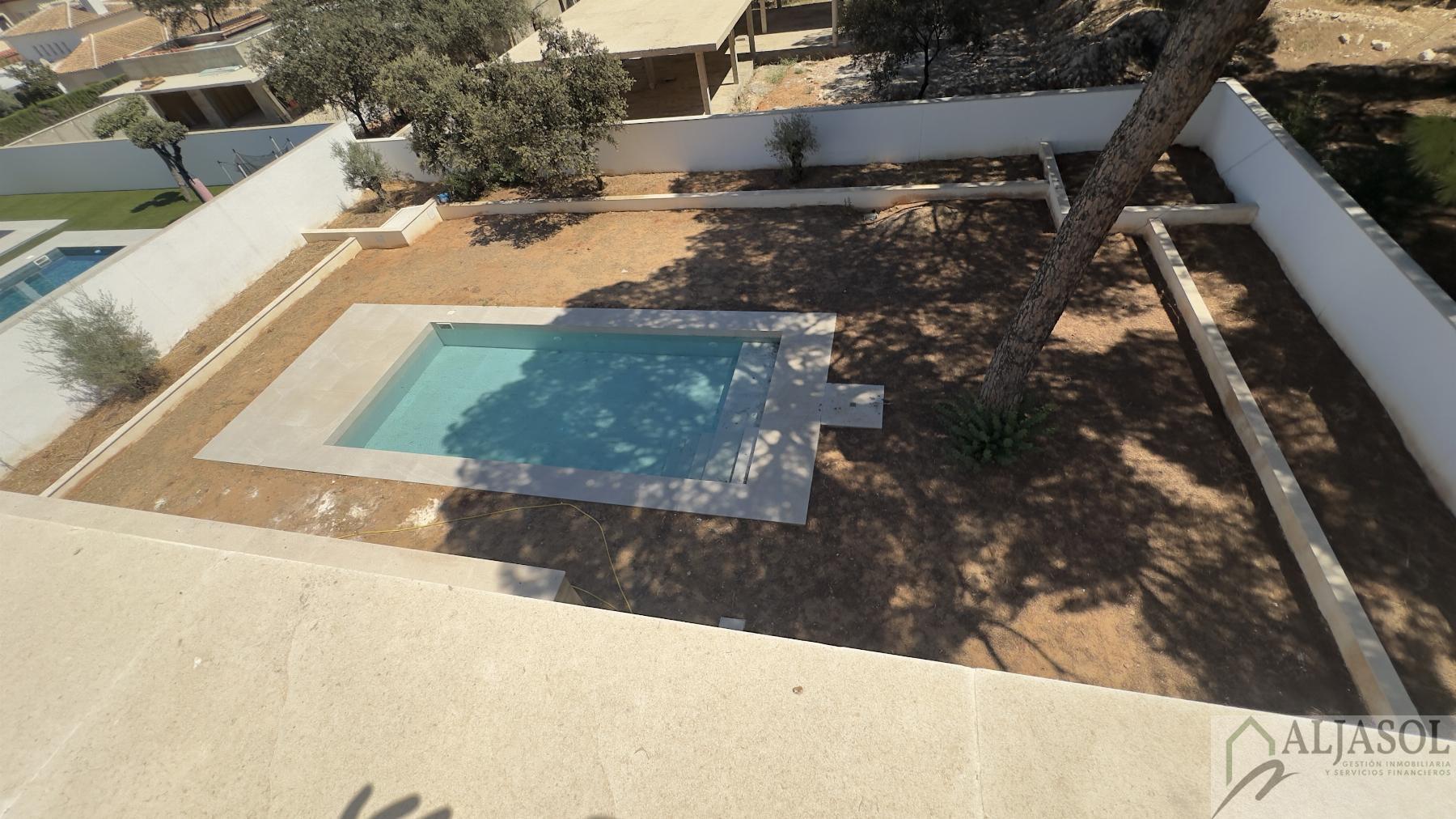 Venta de chalet en Bollullos de la Mitación