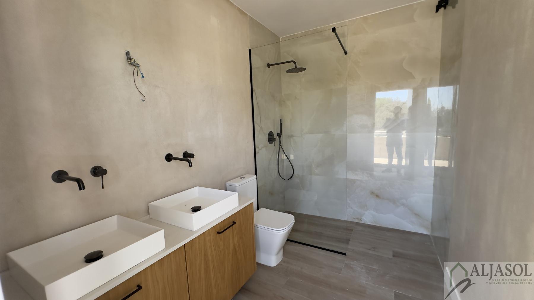 Venta de chalet en Bollullos de la Mitación