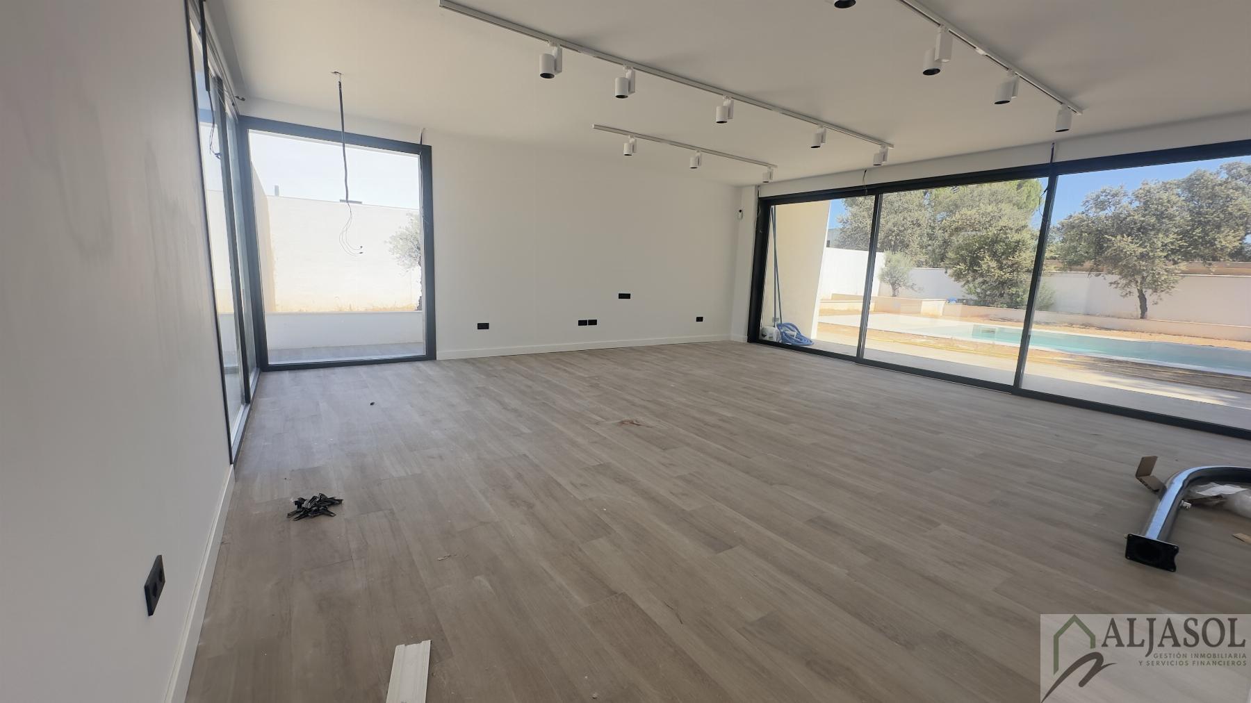 Venta de chalet en Bollullos de la Mitación