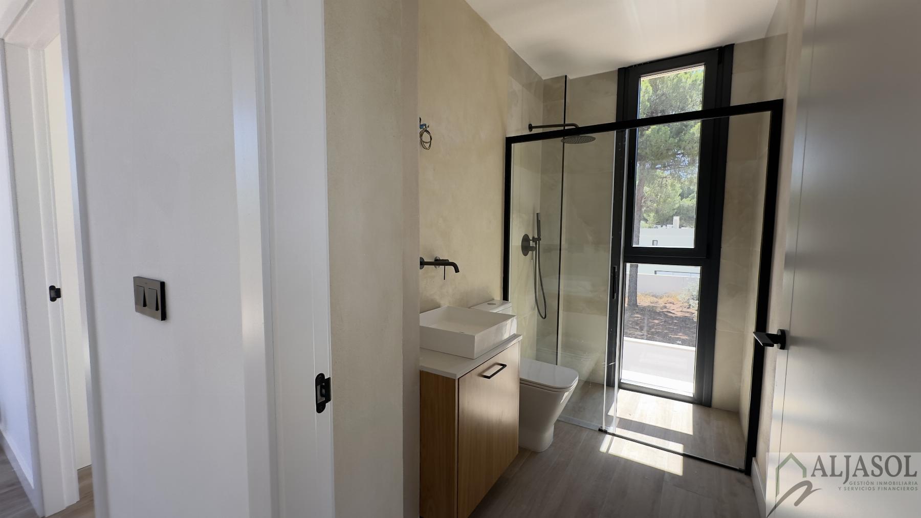 Venta de chalet en Bollullos de la Mitación