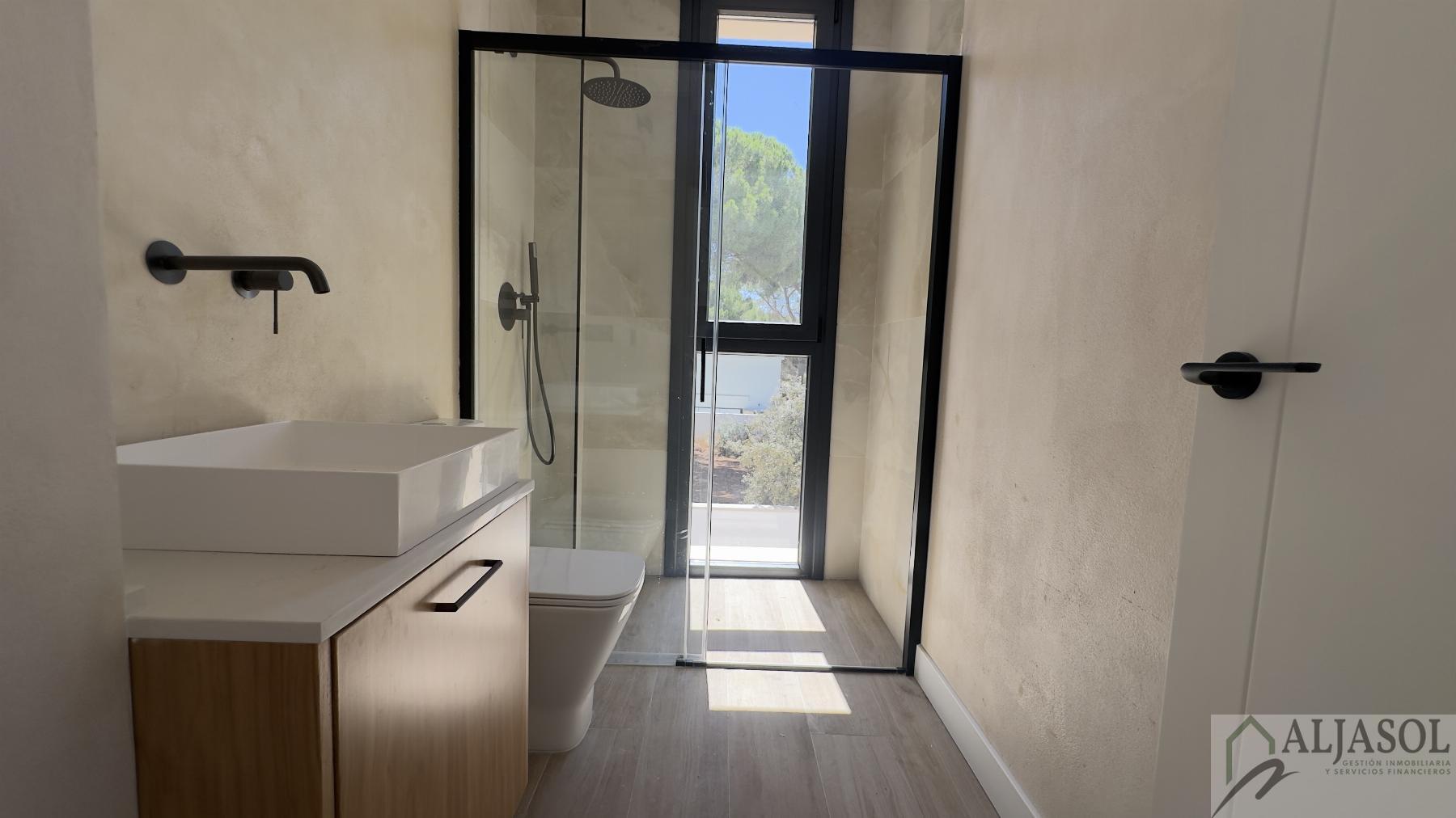Venta de chalet en Bollullos de la Mitación