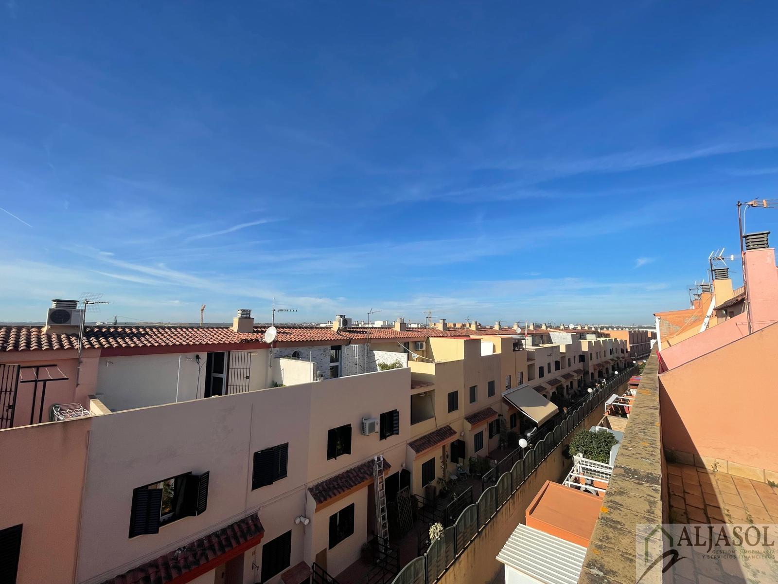 For sale of house in Bormujos