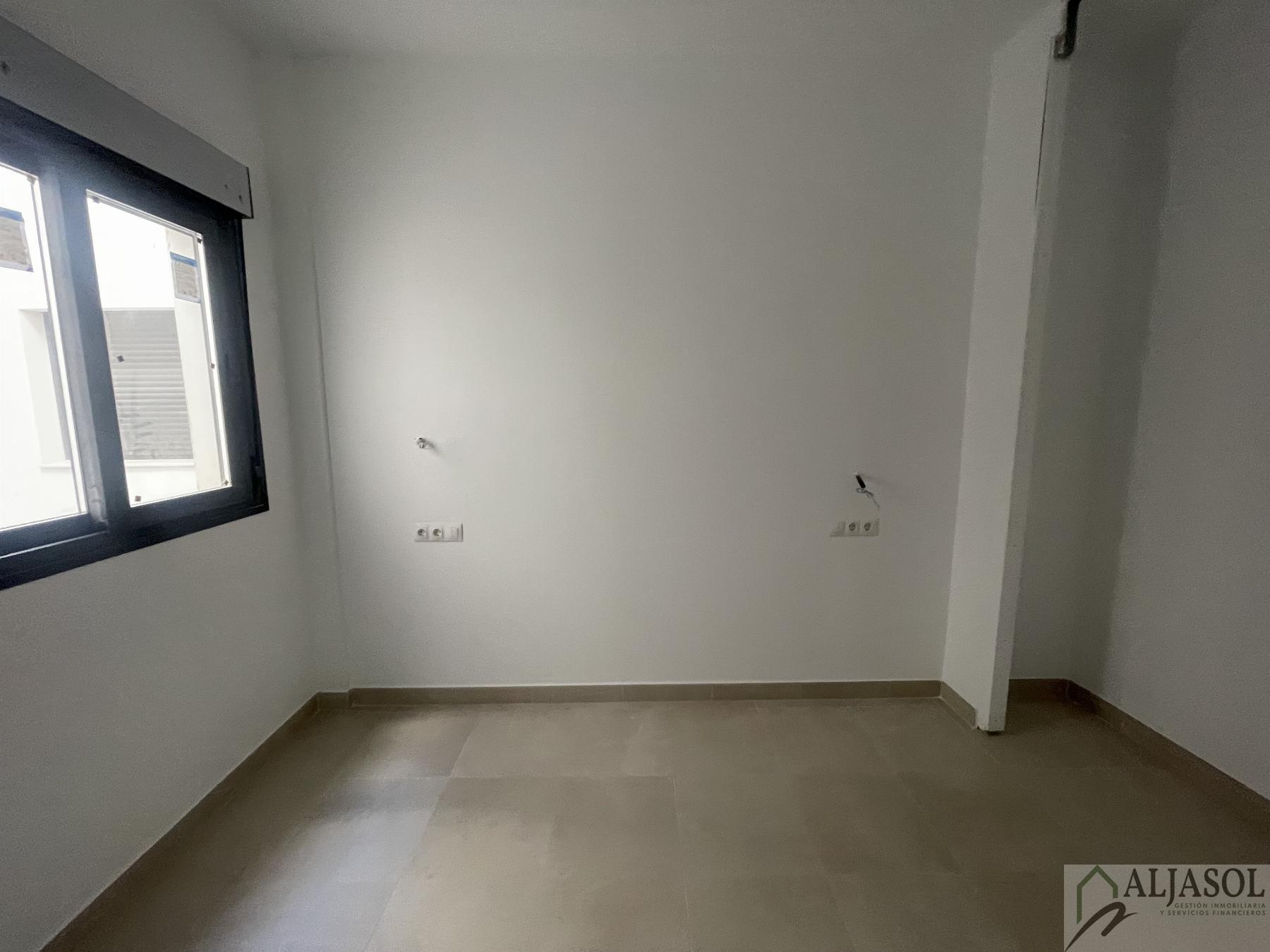 For sale of flat in Gelves