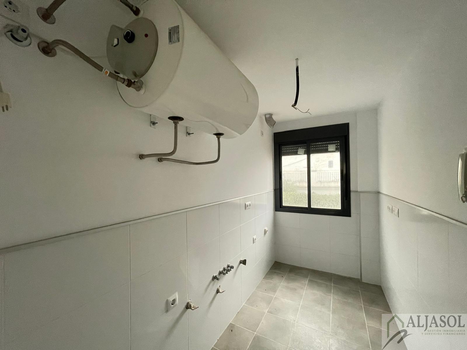 For sale of flat in Sanlúcar la Mayor