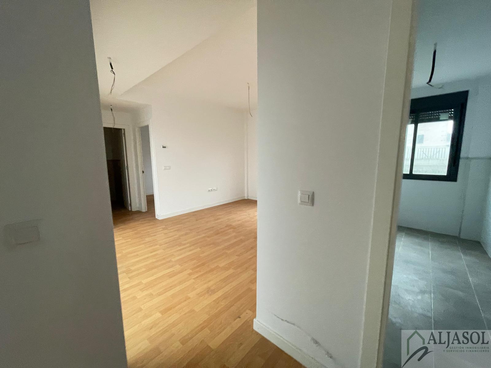 For sale of flat in Sanlúcar la Mayor