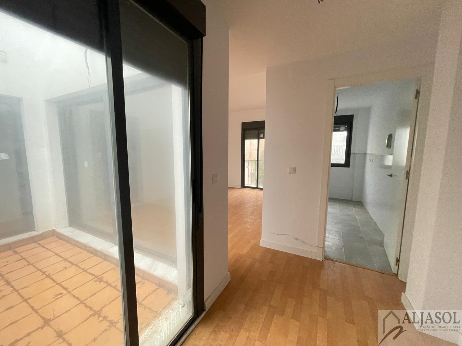 For sale of flat in Sanlúcar la Mayor