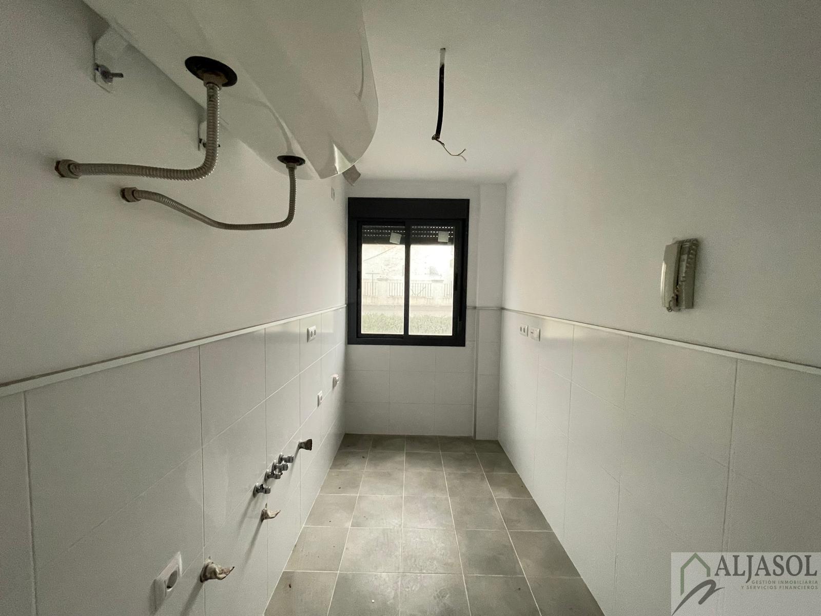 For sale of flat in Sanlúcar la Mayor
