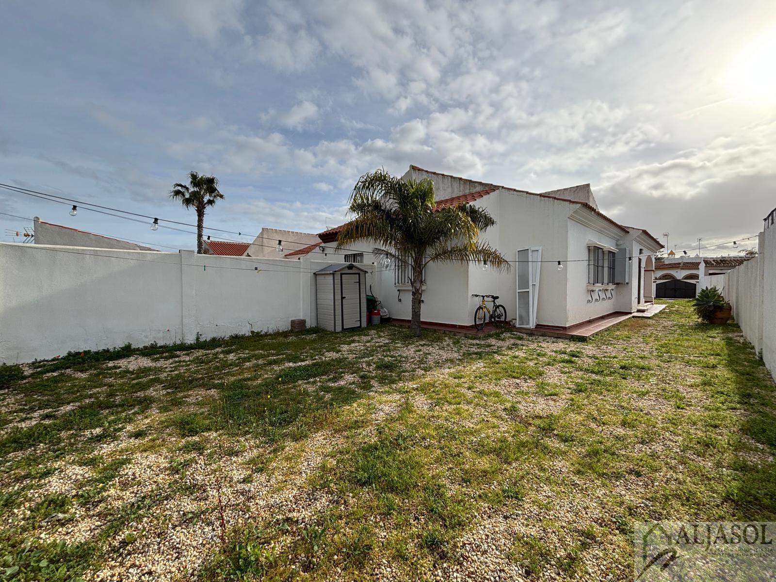 For sale of house in Matalascañas