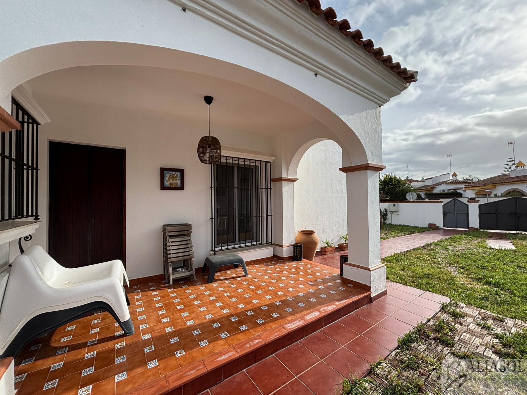 For sale of house in Matalascañas