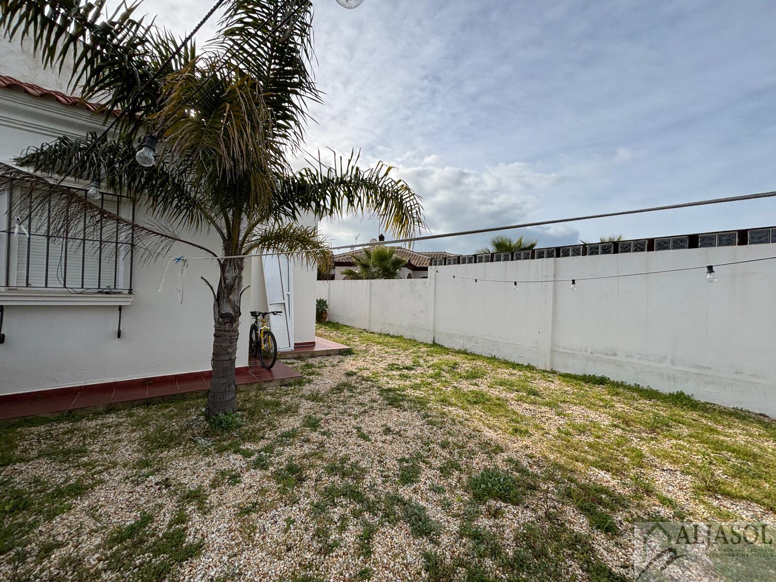 For sale of house in Matalascañas