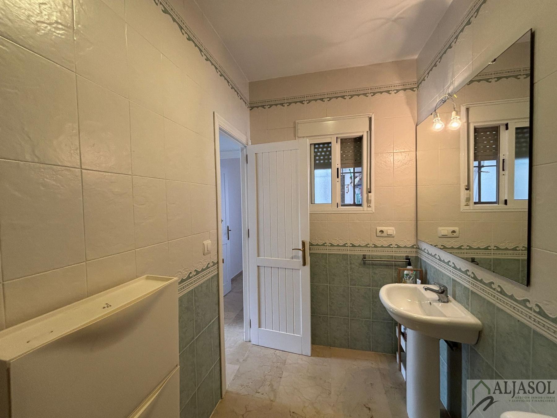 For sale of house in Matalascañas