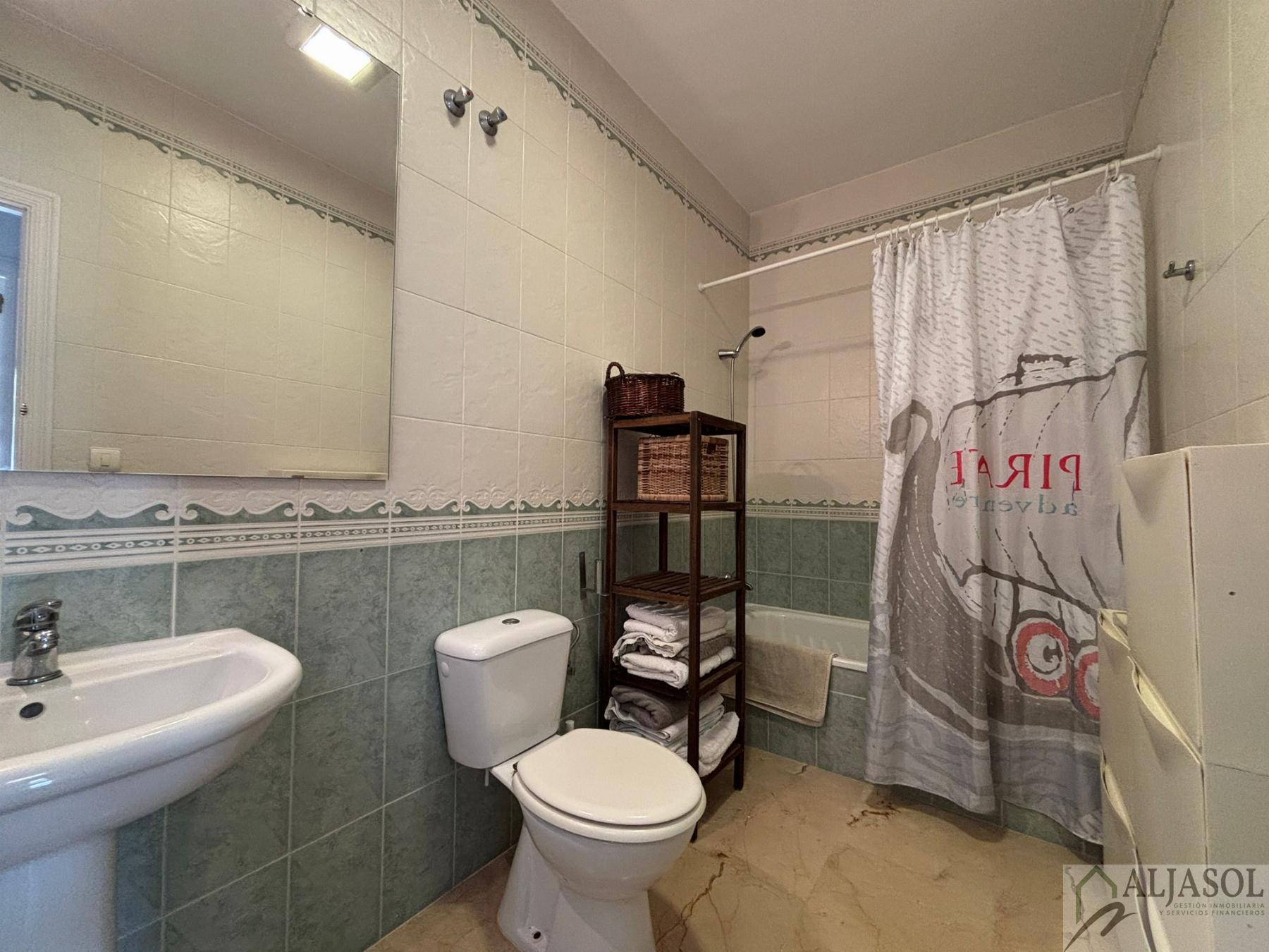 For sale of house in Matalascañas