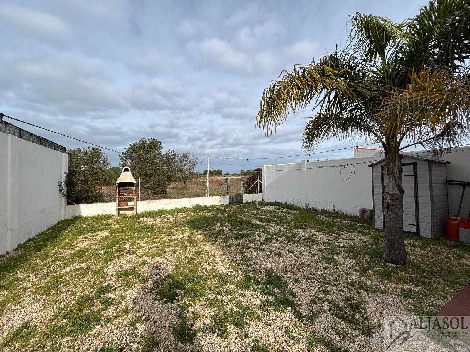 For sale of house in Matalascañas