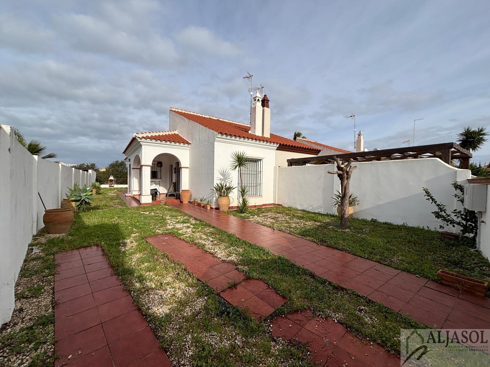 For sale of house in Matalascañas