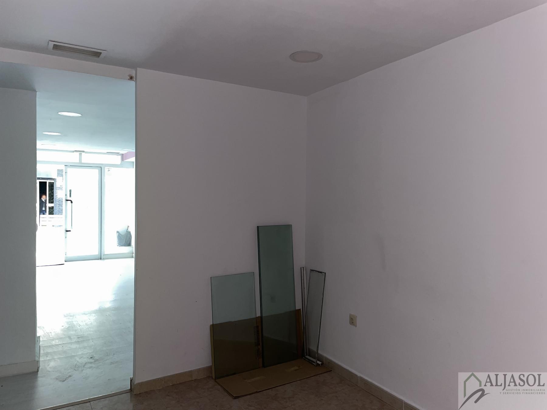 For sale of commercial in Castilleja de la Cuesta