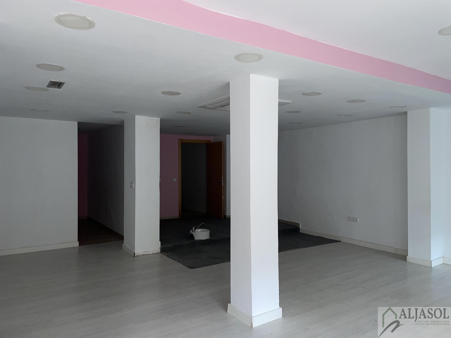 For sale of commercial in Castilleja de la Cuesta