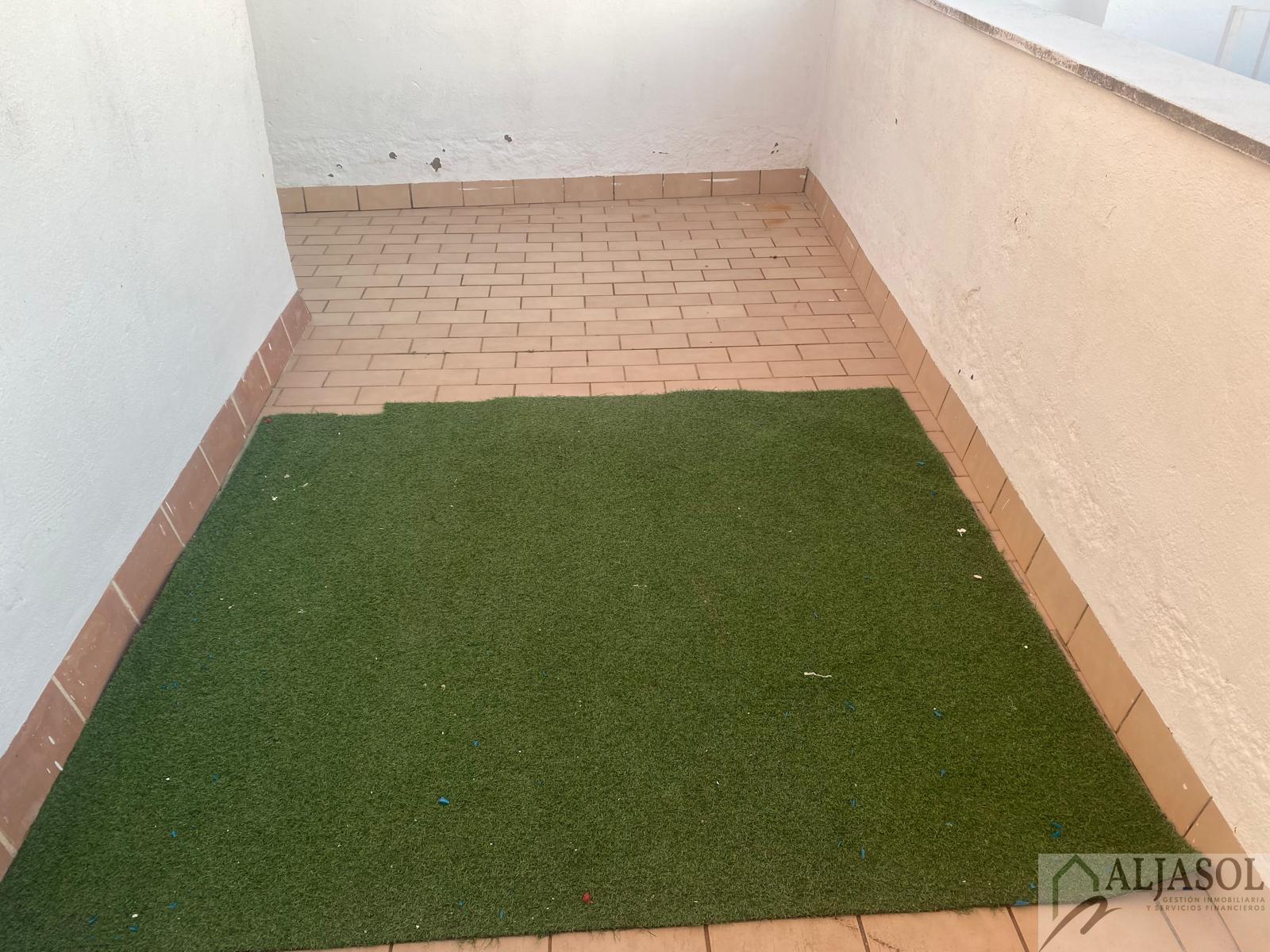 Venta de dúplex en Sanlúcar la Mayor