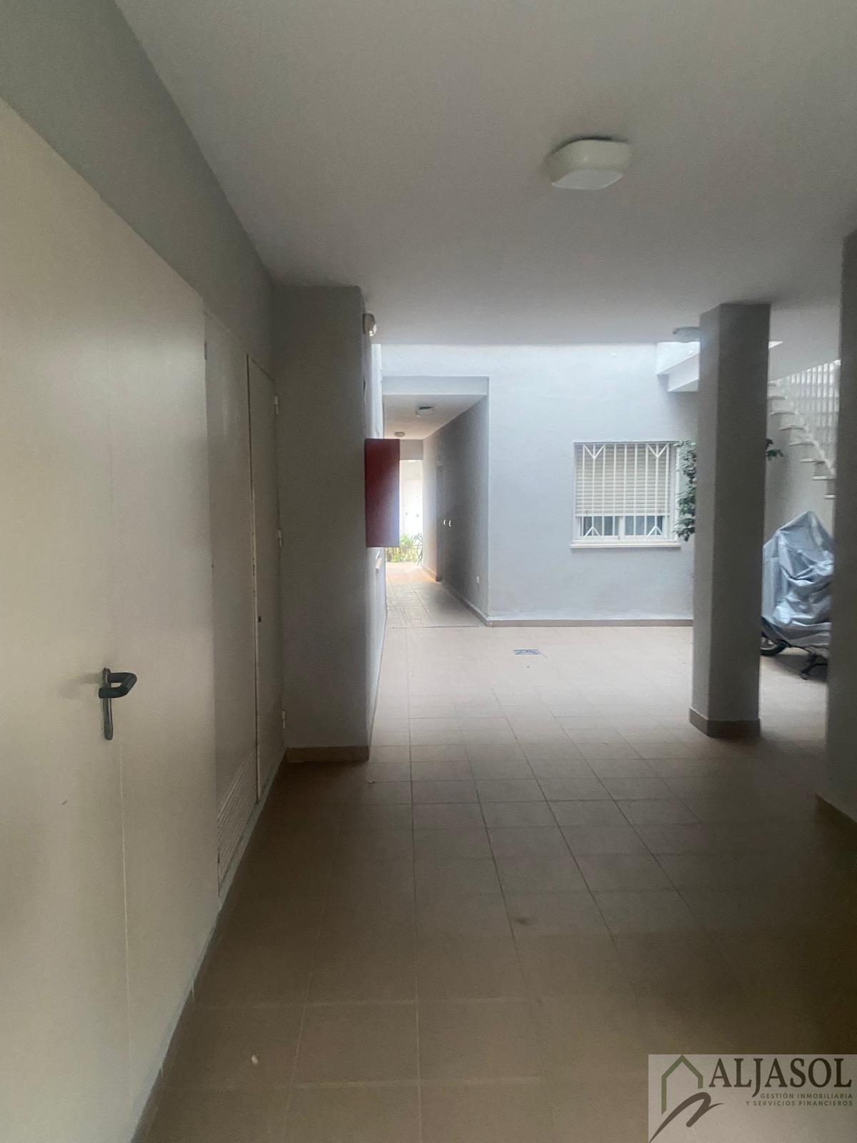 Venta de dúplex en Sanlúcar la Mayor