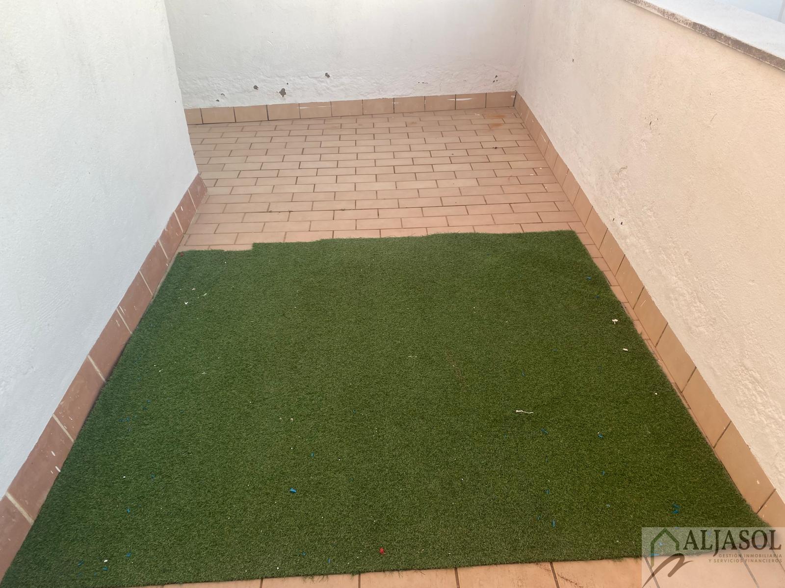 Venta de dúplex en Sanlúcar la Mayor