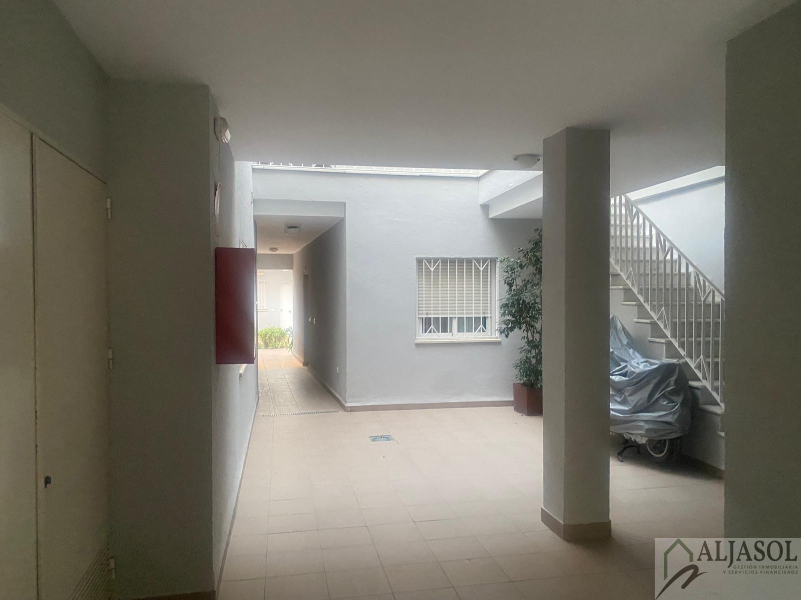 Venta de dúplex en Sanlúcar la Mayor