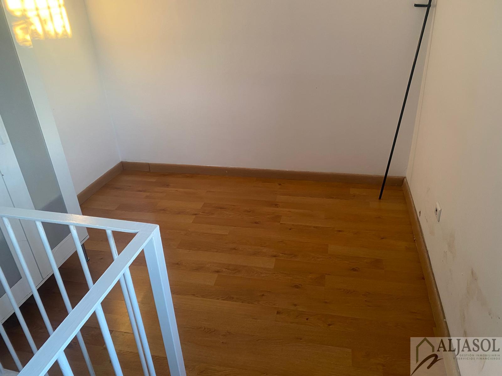 Venta de dúplex en Sanlúcar la Mayor