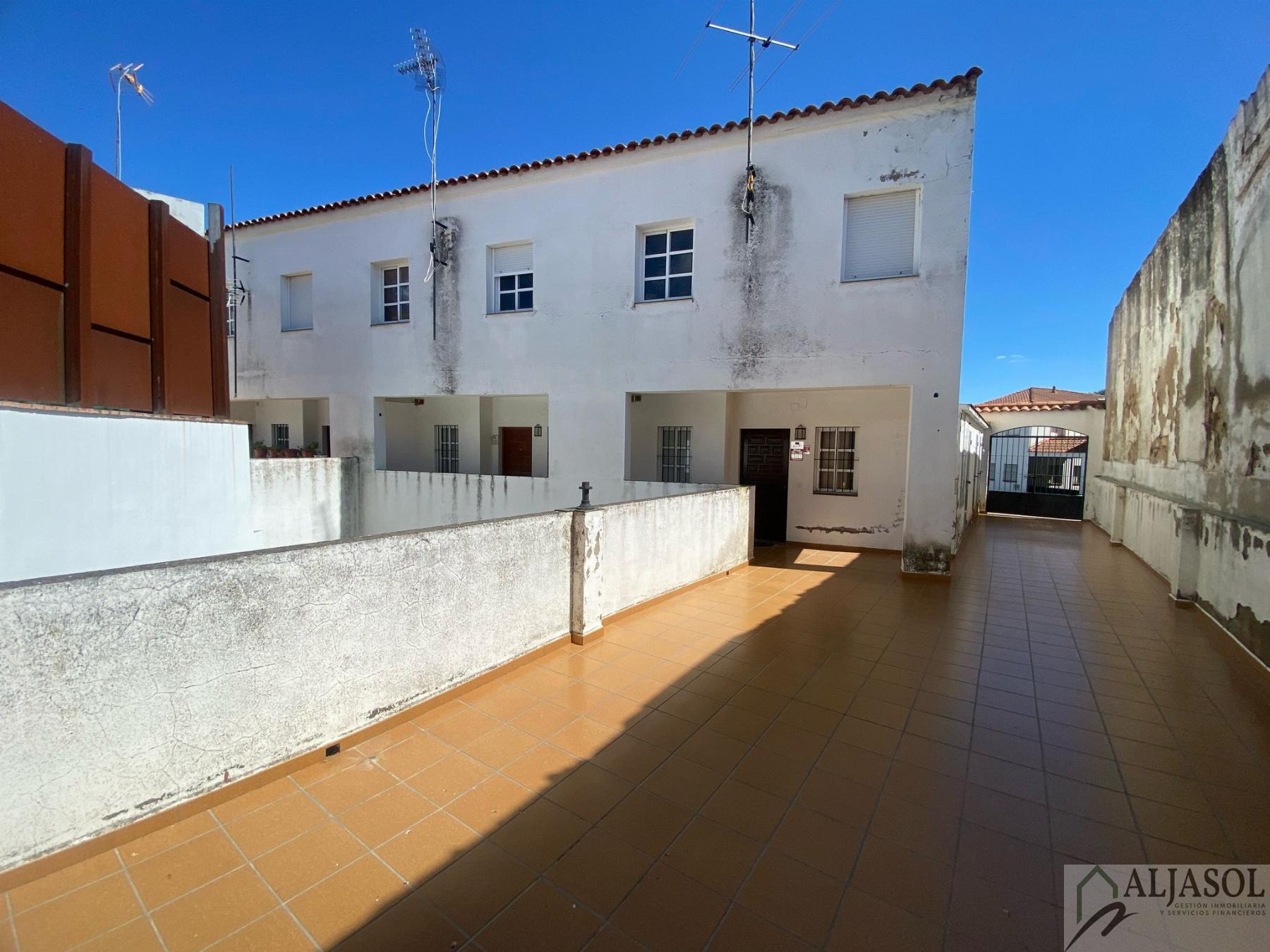 Venta de casa en Santa Olalla del Cala