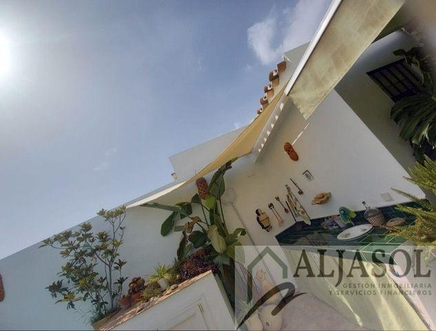 For sale of house in Castilleja de la Cuesta